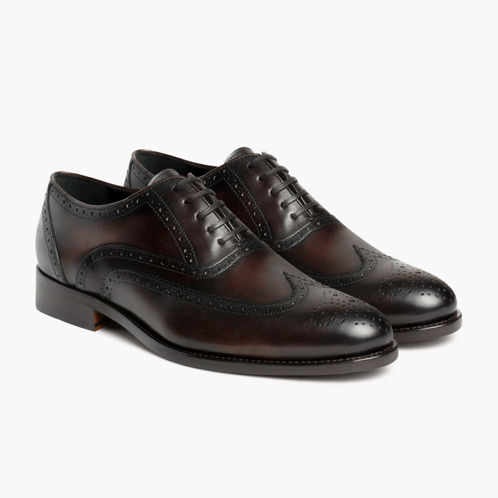 Aviator Chocolate Læderloafers til Mænd in Chocolate Full-Grain Leather - Forfra med skræddersyet silhuet | Køb online