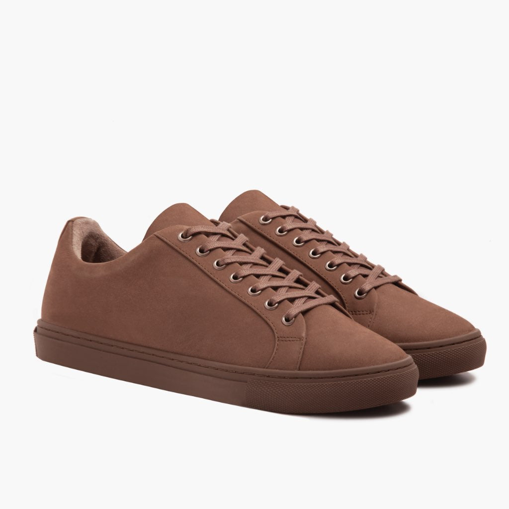 Premier Low Top Pebble Lædersneakers til Mænd For Men in Classic Full-Grain Leather - Sidevisning | Køb online
