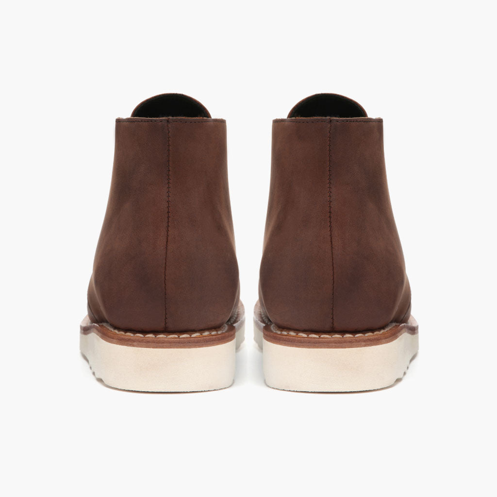 High-Traction Rubber Outsole & Lug Tread Pattern on Scout Arizona Adobe Læderstøvler til Mænd For Men