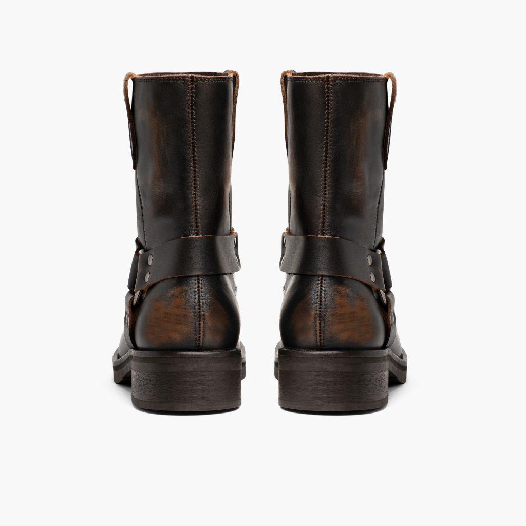 High-Traction Rubber Outsole & Lug Tread Pattern on Outlaw Vintage Brun Læderstøvler til Damer