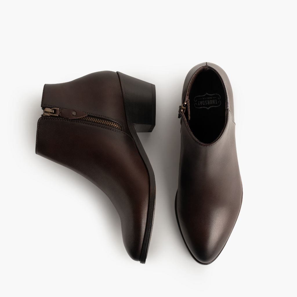 High-Traction Rubber Outsole & Lug Tread Pattern on Downtown Old English Læderstøvler til Damer