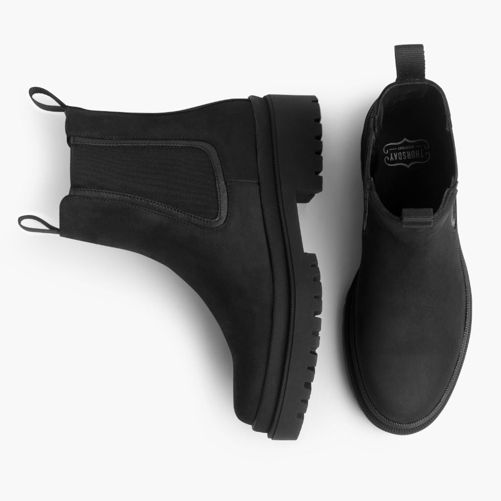 High-Traction Rubber Outsole & Lug Tread Pattern on Legend Platform Sort Matte Læderstøvler til Damer