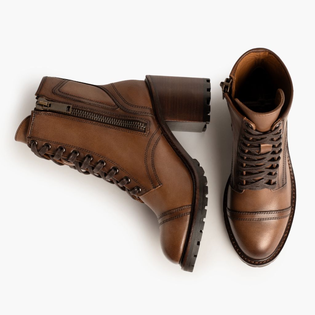 High-Traction Rubber Outsole & Lug Tread Pattern on Rebel Amber Wheat Læderstøvler til Damer