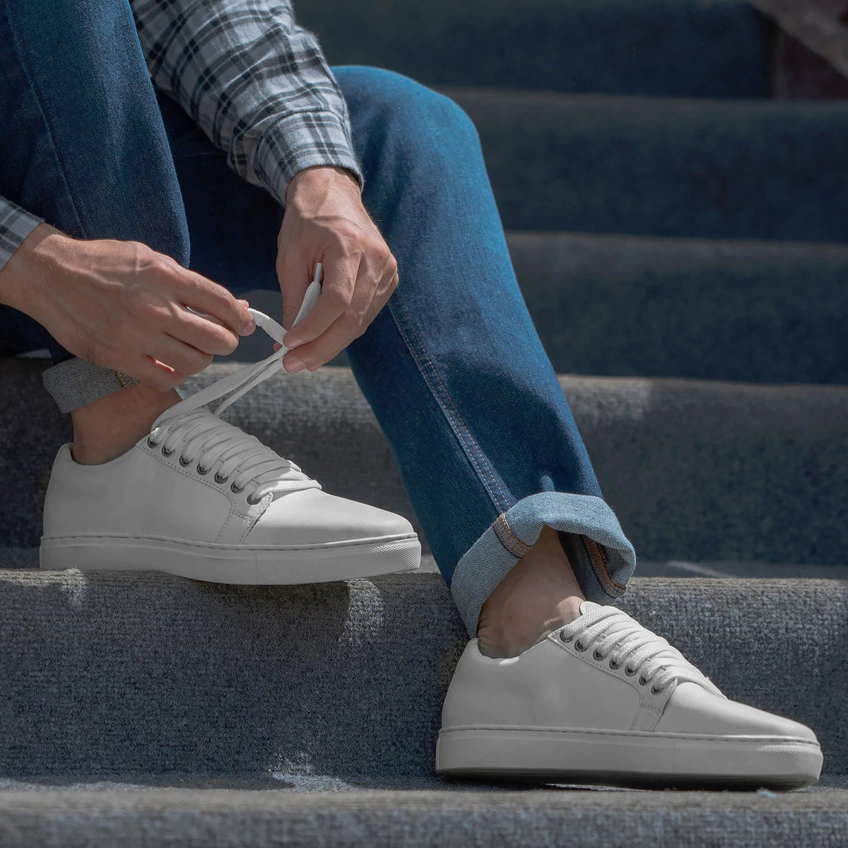 High-Traction Rubber Outsole & Lug Tread Pattern on Murphy Low Top White Lædersneakers til Mænd