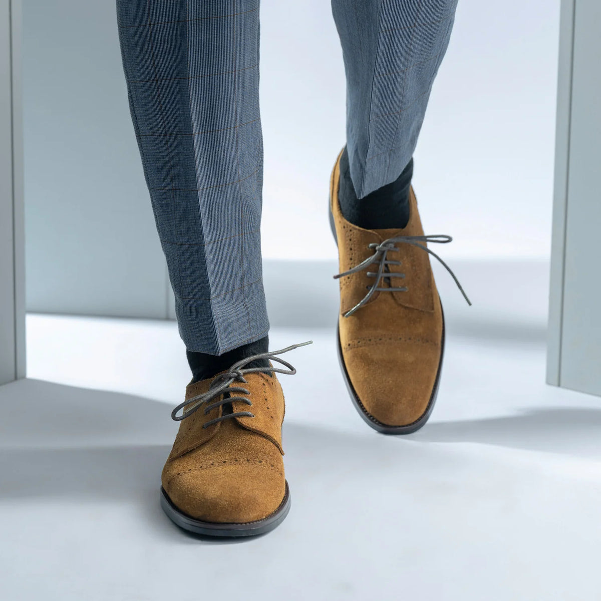Authentic Goatskin Suede Grain Depth & Pull-Up Patina Texture Detail