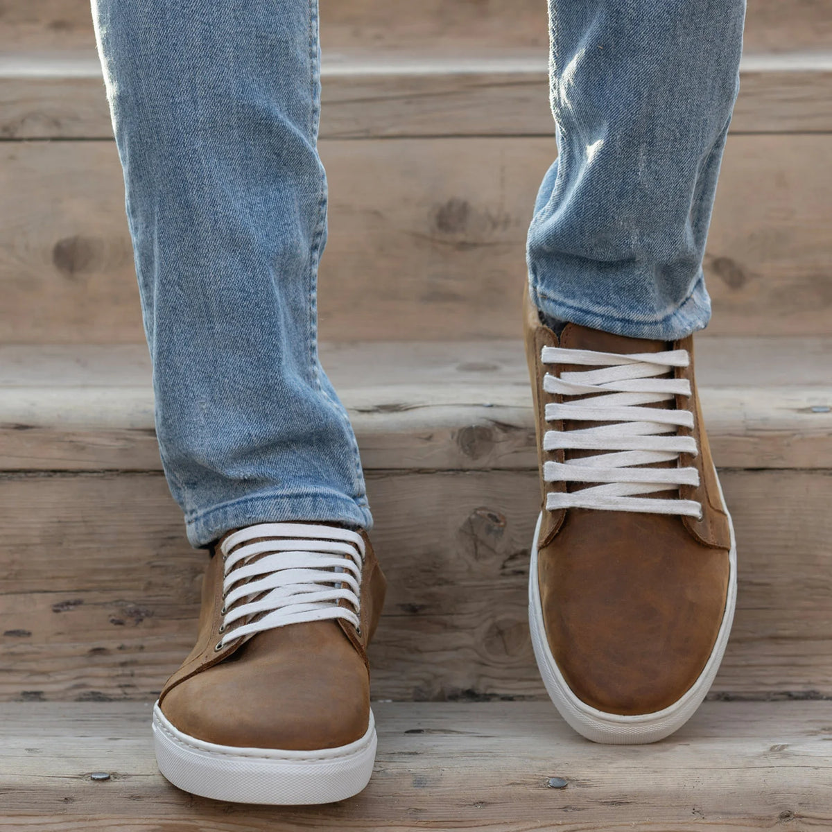 Cushioned Leather Insole & Ergonomic Arch Support Construction Detail