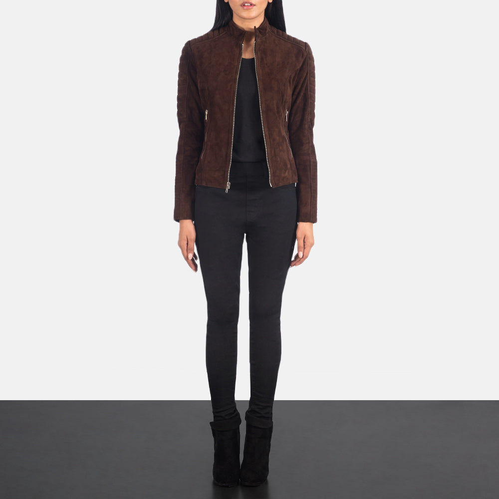 Close-Up Detail of Band &amp; Zipper Hardware on Women's Adalyn Quilted Mocha Suede Læder Bikerjakke til Kvinder