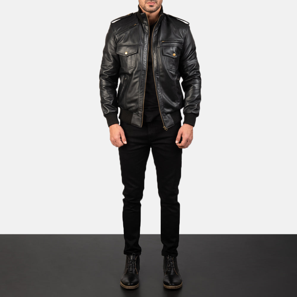 Men's Agent Shadow Sort Læder Bomberjakke til Mænd - Lateral Side Profile View Showing Sleeve Cut &amp; Athletic Taper Fit