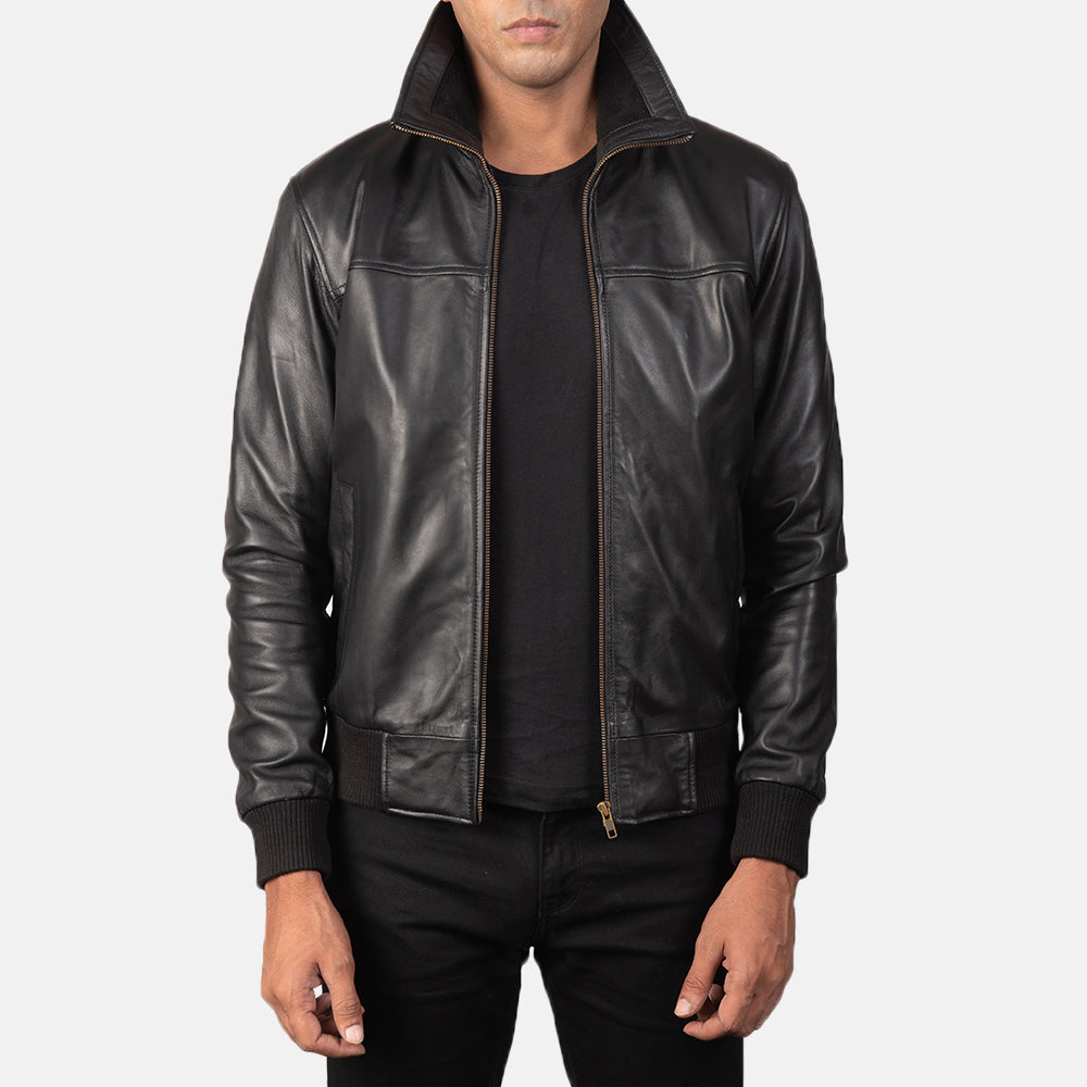 Men's Air Rolf Sort Læder Bomberjakke til Mænd in Black Sheepskin Leather - Front Profile View &amp; Tailored Silhouette | Buy Online