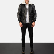 
Airin G-1 Black & White Leather Bomber Jacket - Sideprofil med ergonomisk ærmesnit