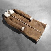 Open Hem &amp; Hem Craftsmanship Construction Detail on Women's Alina Shearling Brun Leather Coat til Kvinder