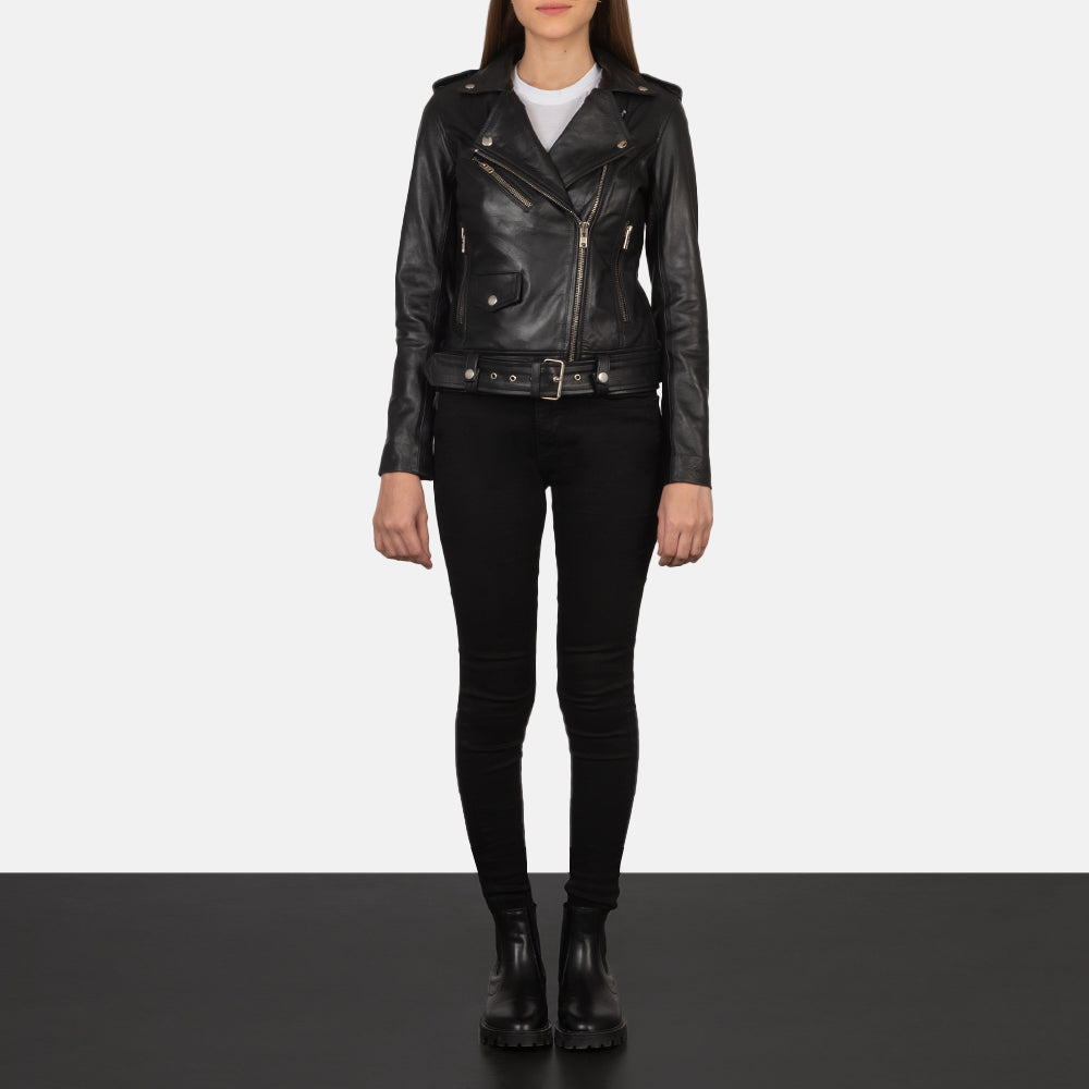 Women's Alison Sort Læder Bikerjakke til Kvinder - Lateral Side Profile View Showing Sleeve Cut &amp; Athletic Taper Fit
