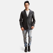 Alyson Sort Leather Blazer til Mænd - Lateral Side Profile View Showing Sleeve Cut &amp; Athletic Taper Fit