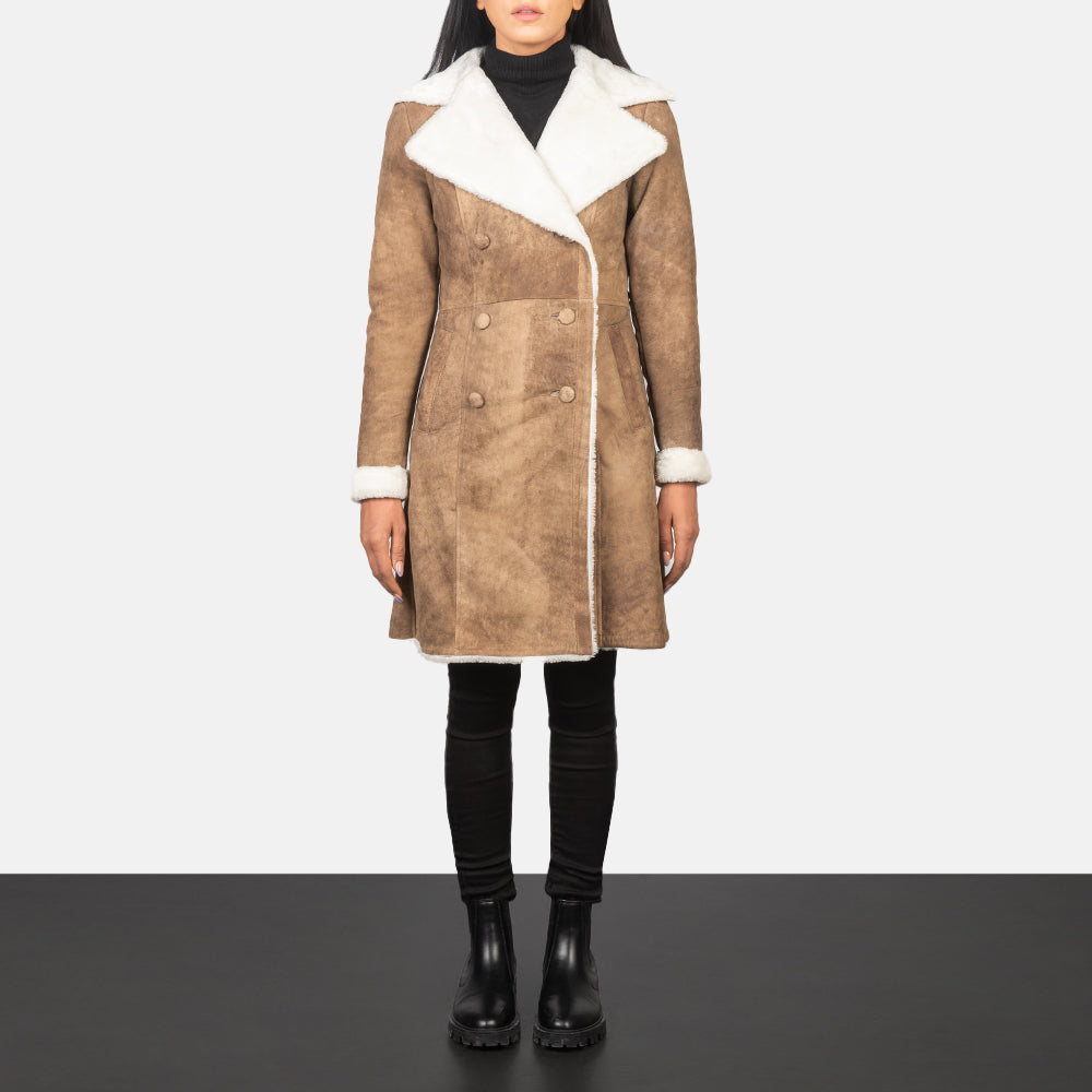 
Amie Distressed Brown Double Breasted Shearling Coat in Distressed Brown Sheepskin Snuffed - Forfra med skræddersyet silhuet | Køb online