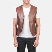 Men's Auden Brun Leather Vest til Mænd in Brown Cowhide Leather - Front Profile View &amp; Tailored Silhouette | Buy Online