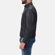 
Austere Matte Sort Bikerjakke i Læder til Mænd - Sideprofil med ergonomisk ærmesnit