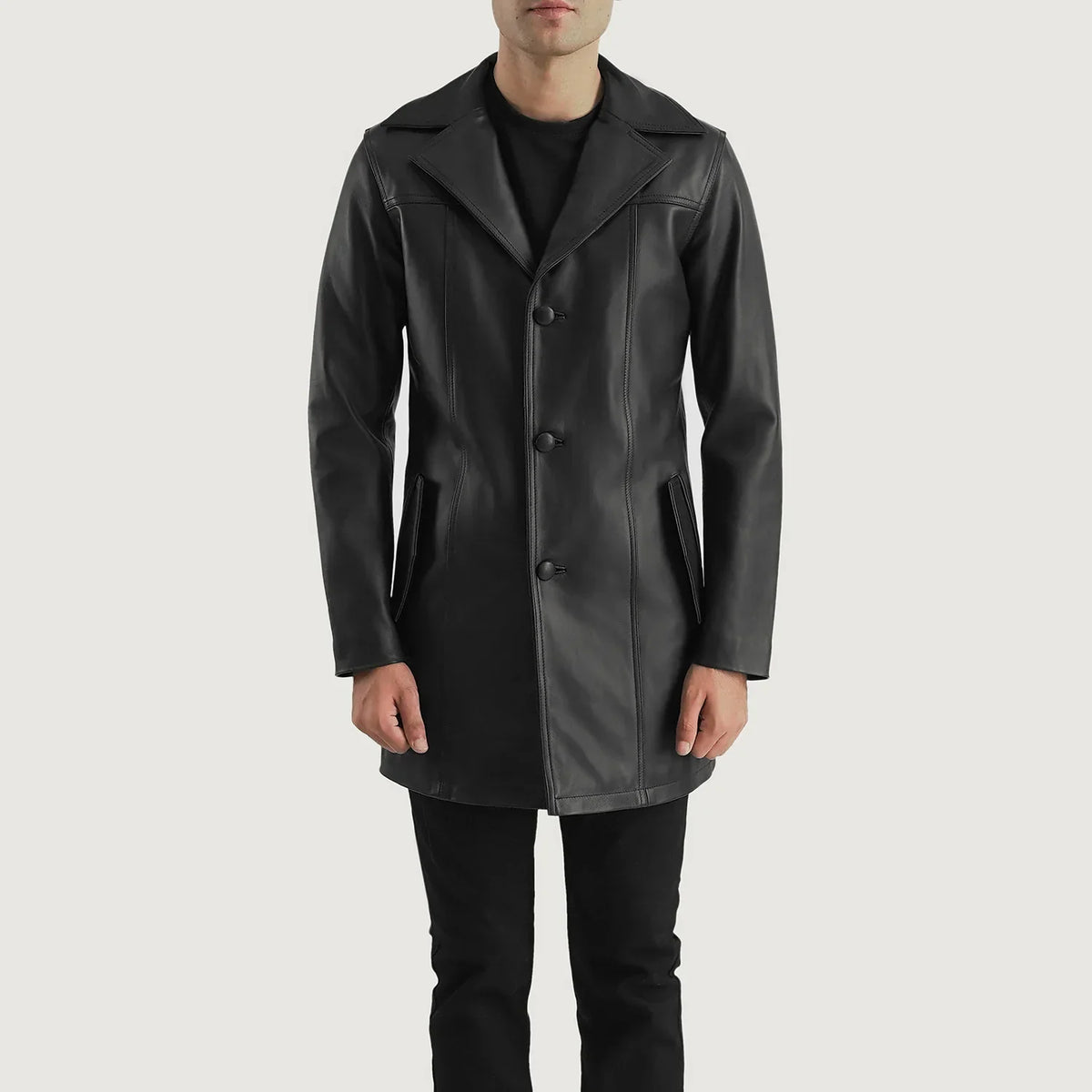 Close-Up Detail of Notch &amp; Button Hardware on Brawnton Sort Leather Coat til Mænd