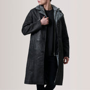Cai Distressed Sort Leather Shearling Coat til Mænd For Men in Distressed Black Sheepskin Snuffed - Front Profile View &amp; Tailored Silhouette | Buy Online