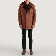 Men's Cinnamon Brun Leather Fur Coat til Mænd - Lateral Side Profile View Showing Sleeve Cut &amp; Athletic Taper Fit