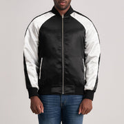 Clarke Sort Varsity Læderjakke til Mænd in Black &amp; White Satin - Front Profile View &amp; Tailored Silhouette | Buy Online