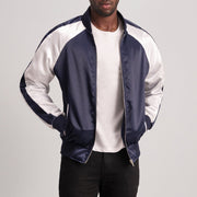 Clarke Blue Varsity Læderjakke til Mænd - Lateral Side Profile View Showing Sleeve Cut &amp; Athletic Taper Fit