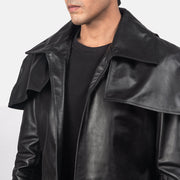 Close-Up Detail of Classic Collar &amp; Heavy-Duty Zipper Hardware on Men's Classic Sort Leather Duster til Mænd