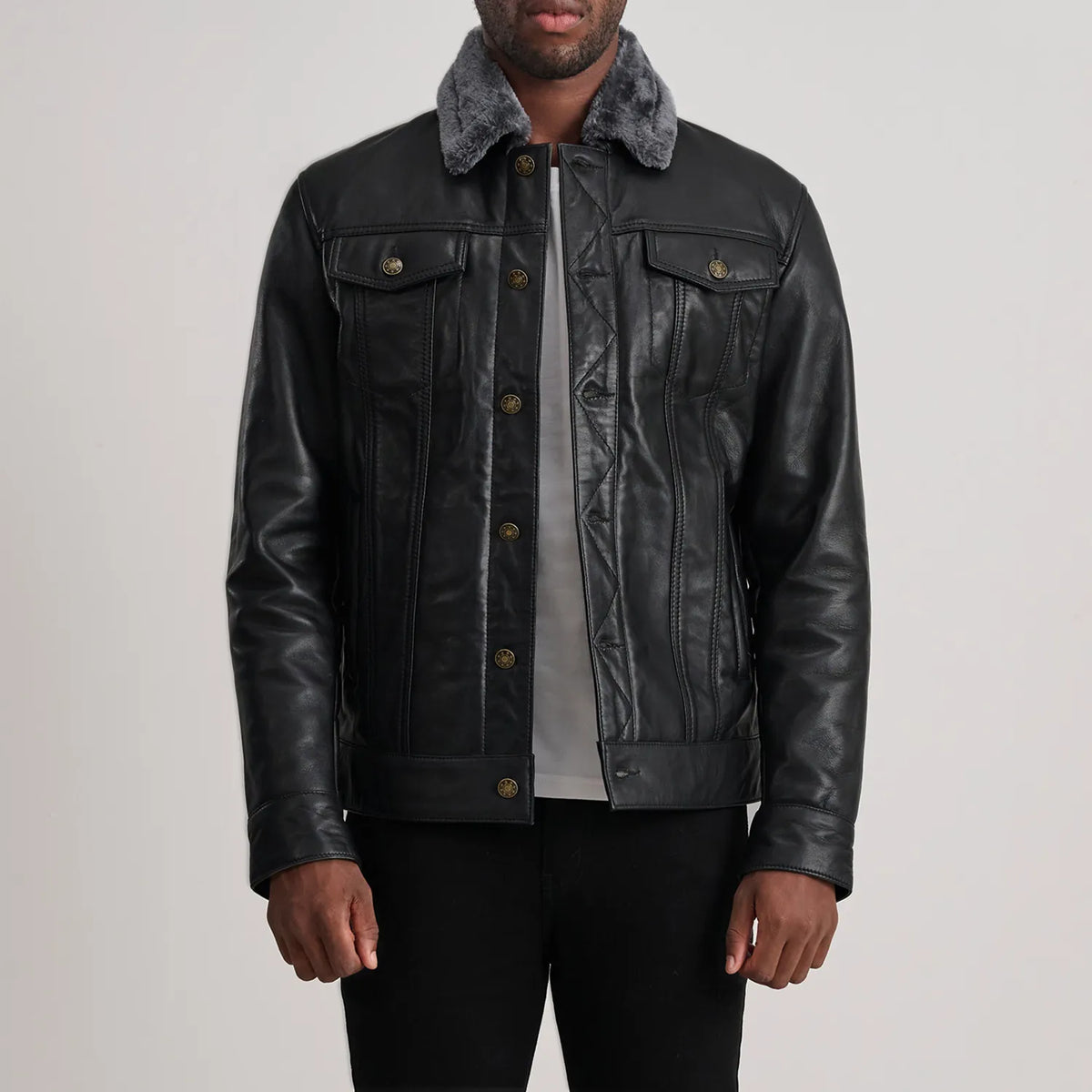 Dallis Sort Leather Shearling Trucker Læderjakke til Mænd in Black Sheepskin Leather - Front Profile View &amp; Tailored Silhouette | Buy Online