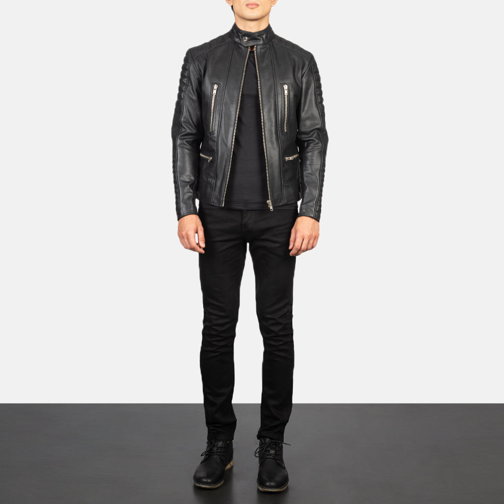 
Damian Grey Suede Biker Jacket - Sideprofil med ergonomisk ærmesnit