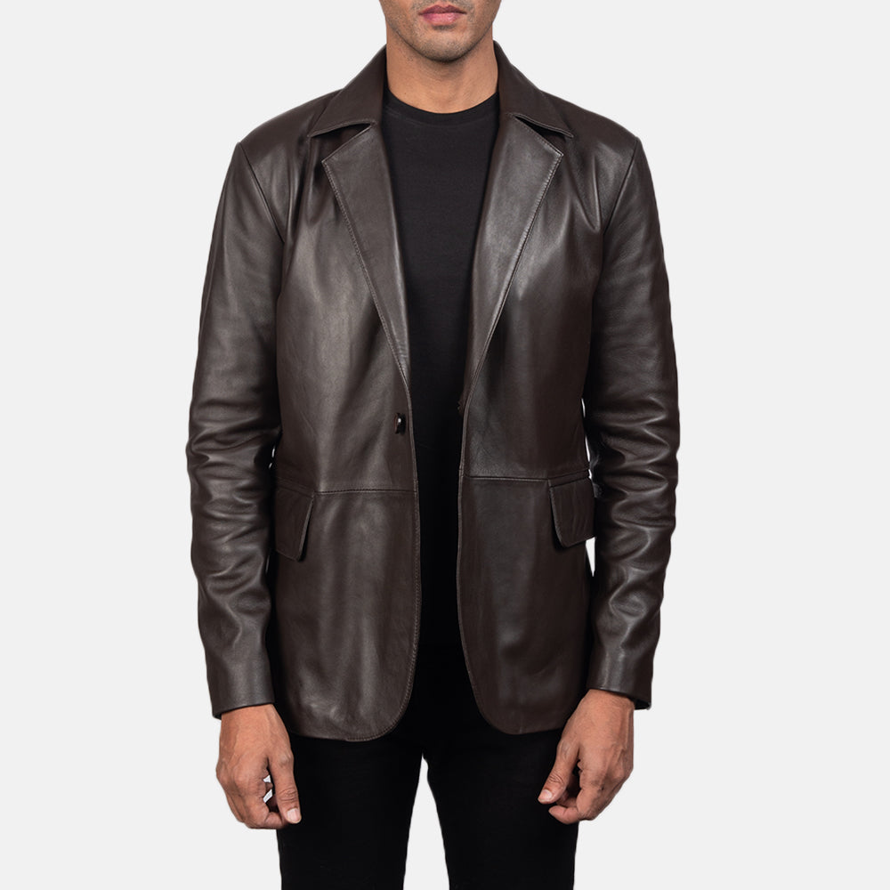 Close-Up Detail of Notch &amp; Button Hardware on Daron Brun Leather Blazer til Mænd