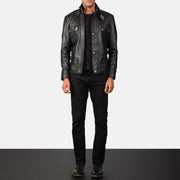 
Nærbillede of Classic Collar & Heavy-Duty Zipper Hardware on Darren Black Leather Biker Jacket