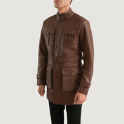 
Brown Cowhide leather Jacket - Bagfra med tilpassede skuldre og ren kant