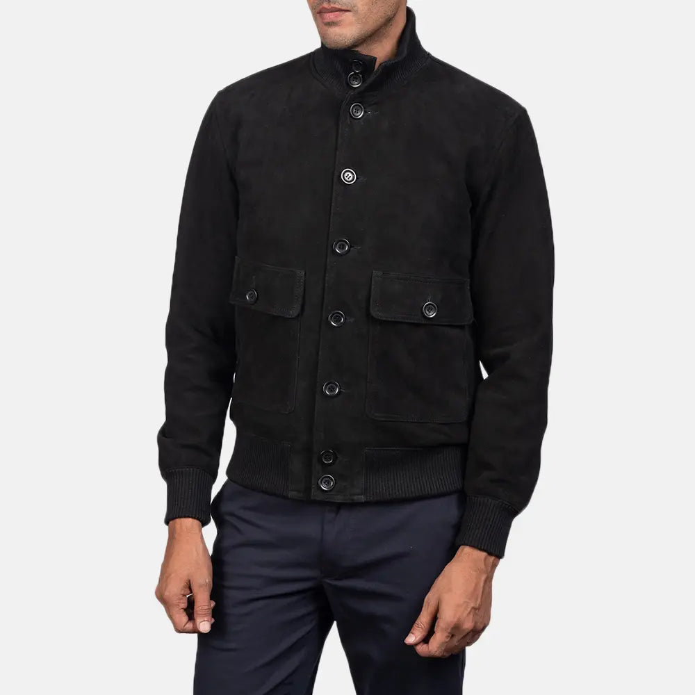 
Eaton Brown Suede Bomber Jacket - Sideprofil med ergonomisk ærmesnit