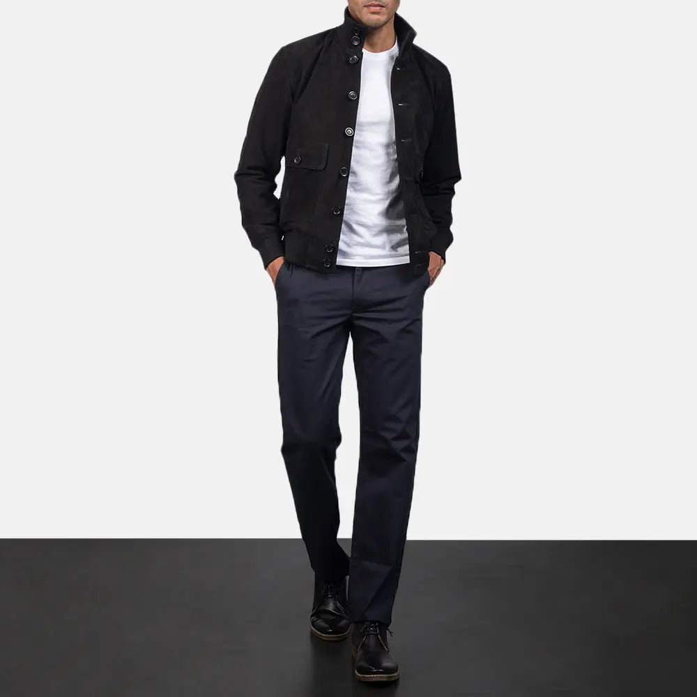 
Nærbillede of Knit Rib & Button Hardware on Eaton Brown Suede Bomber Jacket