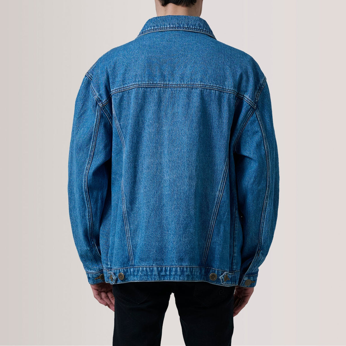 
Nærbillede of Classic Collar & Heavy-Duty Zipper Hardware on Eddie Dark Blå Oversized Denim Trucker Læderjakke til Mænd For Men