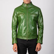 
Gatsby Quilted Green Leather Biker Jacket - Sideprofil med ergonomisk ærmesnit