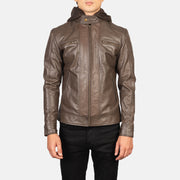 Close-Up Detail of Band with Snap Button &amp; Zipper Hardware on Men's Hector Brun Hooded Læder Bikerjakke til Mænd