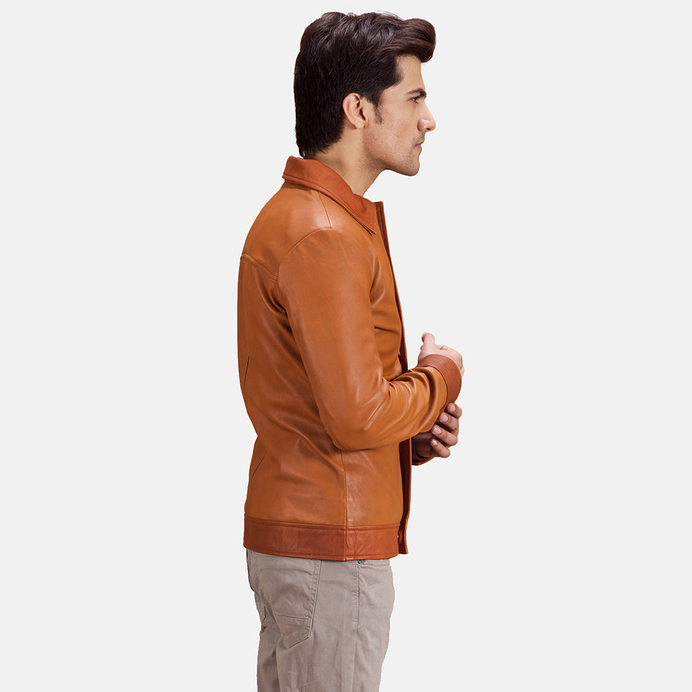 Hubert Lys brun Brun Læderjakke til Mænd - Lateral Side Profile View Showing Sleeve Cut &amp; Athletic Taper Fit