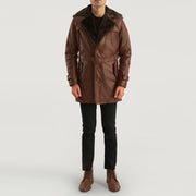 
Nærbillede of Notch & Button Hardware on Hunter Distressed Brun Fur Læderfrakke til Mænd