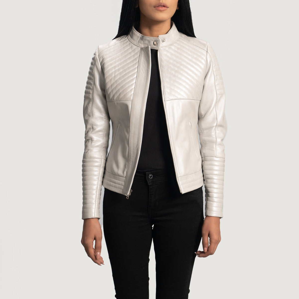 Women's Ice Maiden Silver Quilted Læder Bikerjakke til Kvinder - Lateral Side Profile View Showing Sleeve Cut &amp; Athletic Taper Fit