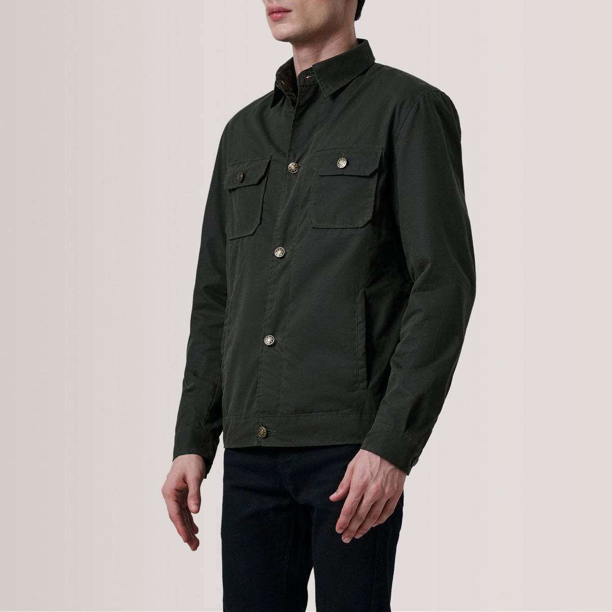 Irwin Olive Waxed Canvas Field Læderjakke til Mænd For Men - Lateral Side Profile View Showing Sleeve Cut &amp; Athletic Taper Fit