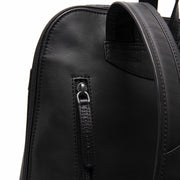 Tigris Full-Grain Leather Backpack til Kvinder - Structured Side Profile Showing Gusset Depth &amp; Expansion Capacity