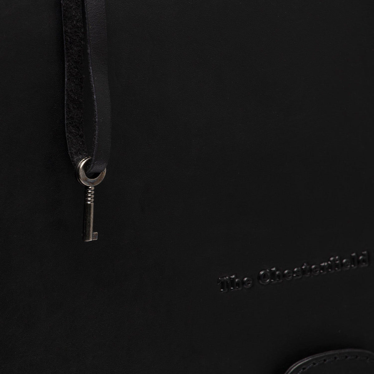 
Indvendig visning Showing Dedicated Padded Laptop Sleeve & Multi-Compartment Organization