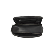 
Solid Antique Brass Hardware & Heavy-Duty Dual Zipper Detail on Arendal Crossbody taske i læder