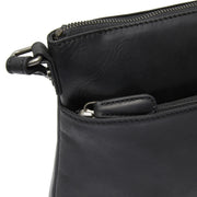 
Indvendig visning Showing Dedicated Padded Laptop Sleeve & Multi-Compartment Organization