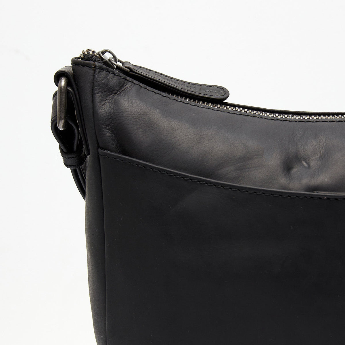 
Classic 100% Full-Grain leather Bag - Bagfra med forstærkede læderremme og syninger