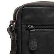 100% Full-Grain Wax Pull-Up 100% Full-Grain Leather Grain Texture &amp; Handcrafted Patina Detail