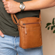 Laveno Full-Grain Leather Crossbody Bag til Mænd – alternate product view 2