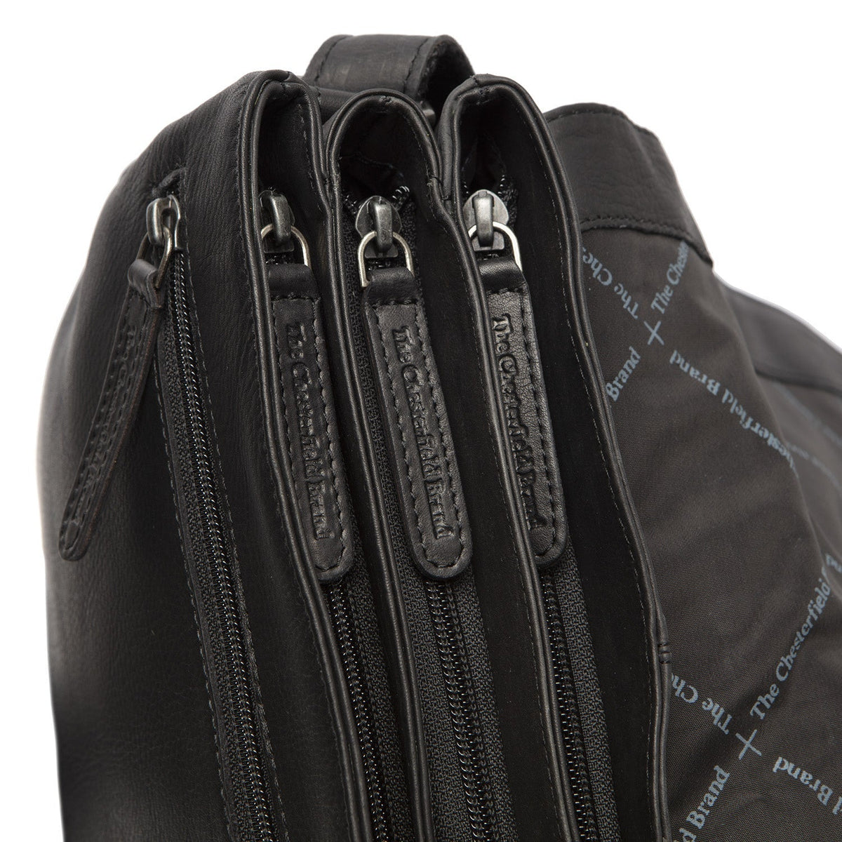 Millie Full-Grain Leather Crossbody Bag til Kvinder - Structured Side Profile Showing Gusset Depth &amp; Expansion Capacity