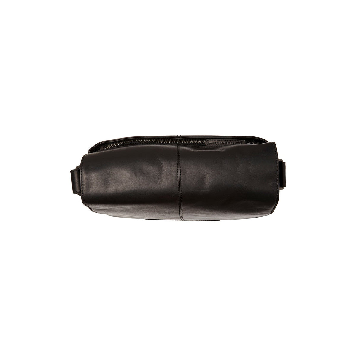 100% Full-Grain Wax Pull-Up 100% Full-Grain Leather Grain Texture &amp; Handcrafted Patina Detail