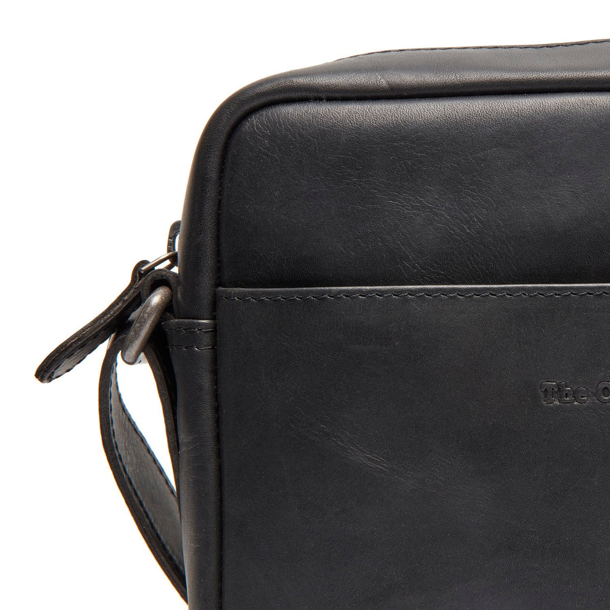 Westmere Narvlæder Crossbody-taske - Structured Side Profile Showing Gusset Depth &amp; Expansion Capacity